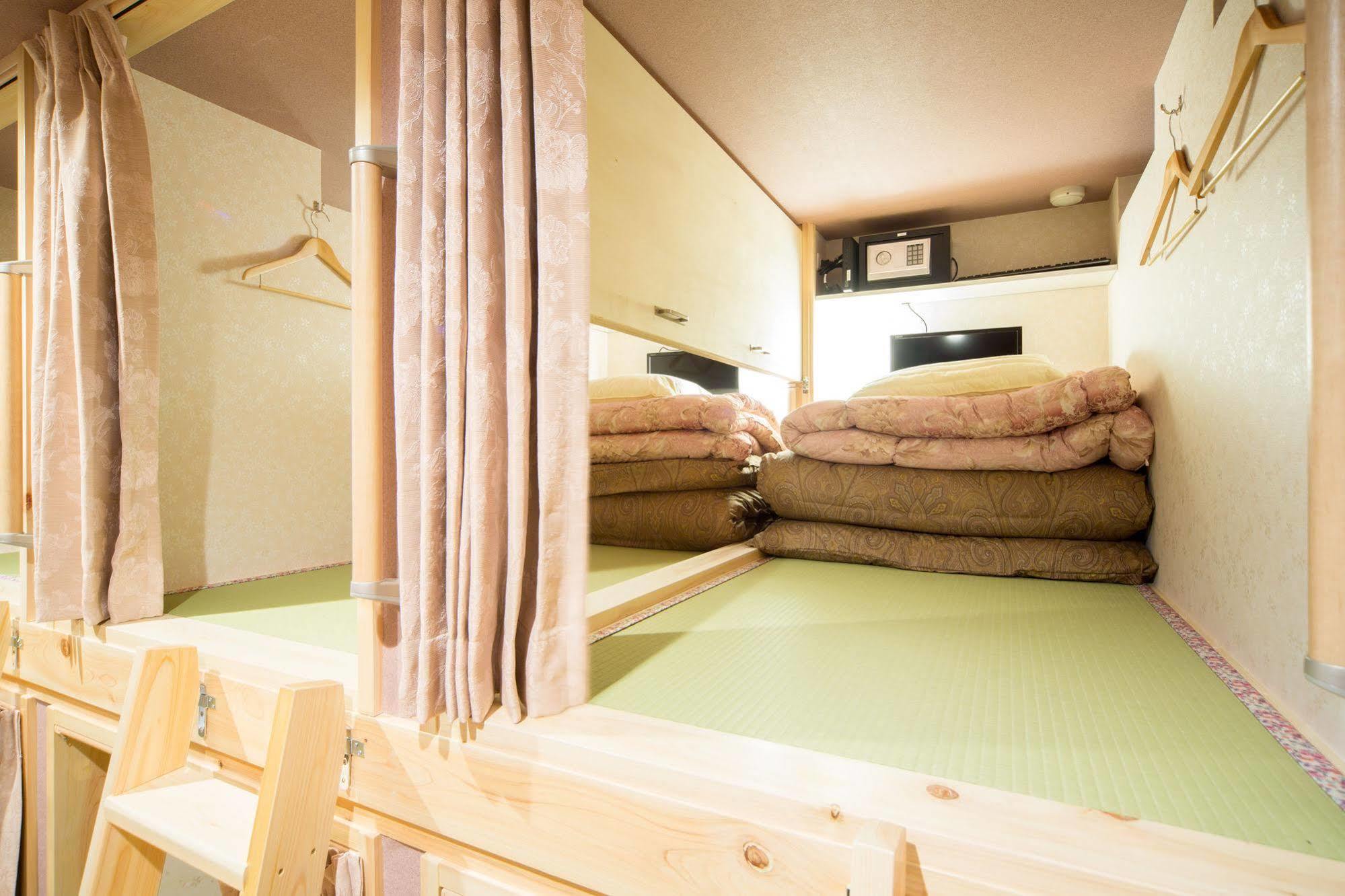 Hostel Wasabi Nagoya Ekimae Bagian luar foto