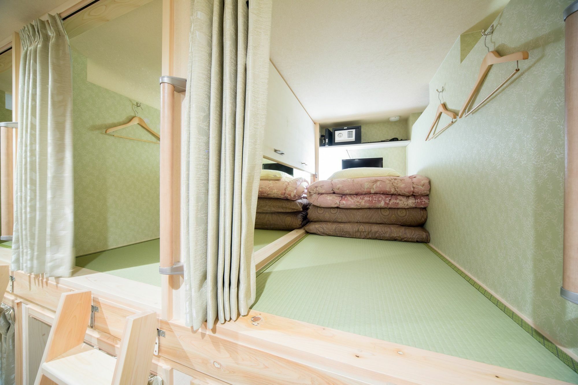 Hostel Wasabi Nagoya Ekimae Bagian luar foto